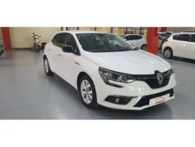 renault megane de ocasión en Barcelona Prat de llobregat (1)
