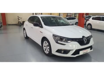 renault megane de ocasión en Barcelona Prat de llobregat (1)