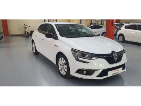 renault megane de ocasión en Barcelona Prat de llobregat (1)